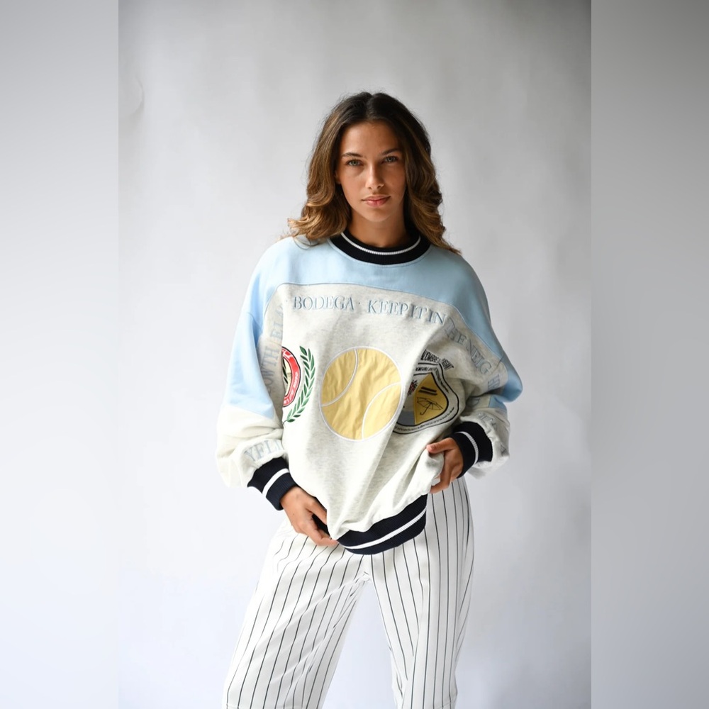 YLLW KEEP IT IN THE NEIGHBORHOOD SWEATSHIRT 100% cotton yellow the label top M